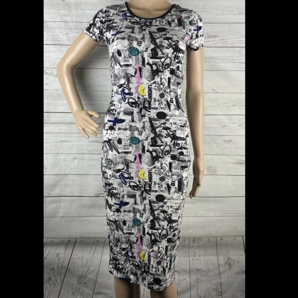 Topshop Bodycon Dress 🌺 Cute Newsprint - Picture 1 of 12
